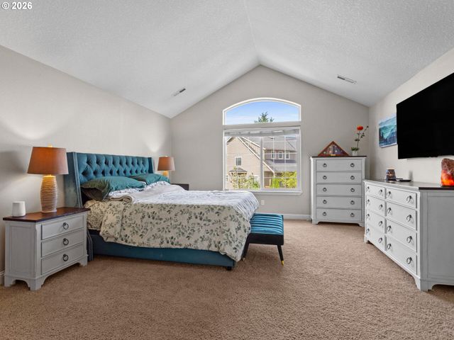 2009 Ne 157TH St, Vancouver, WA 98686