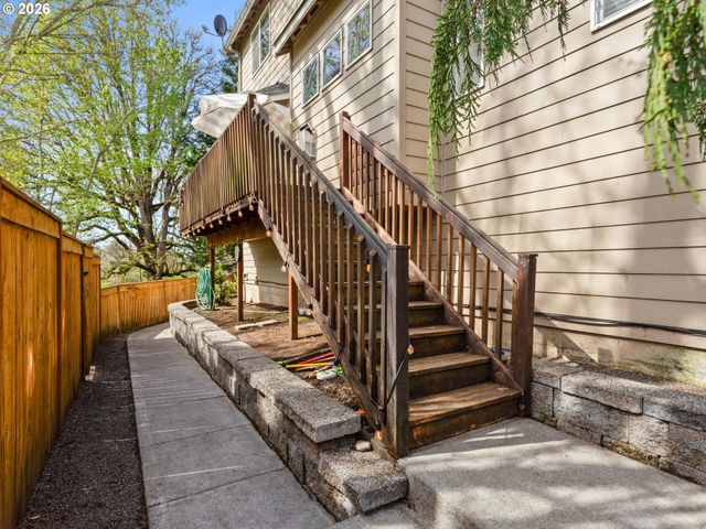 2009 Ne 157TH St, Vancouver, WA 98686