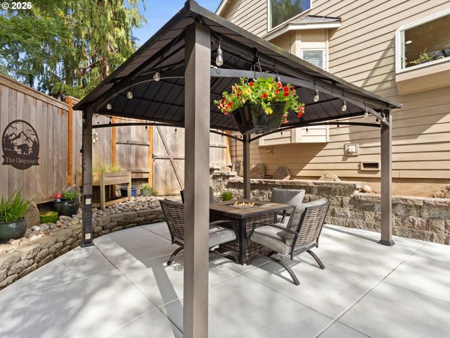 2009 Ne 157TH St, Vancouver, WA 98686