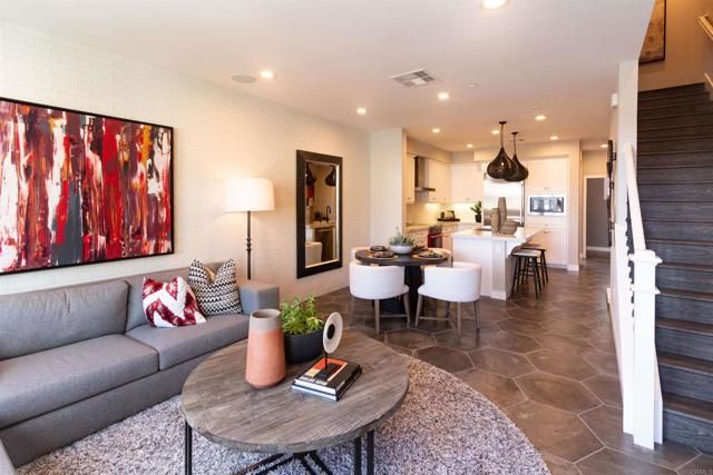 1109 Hibiscus Way, Oceanside, CA 92054