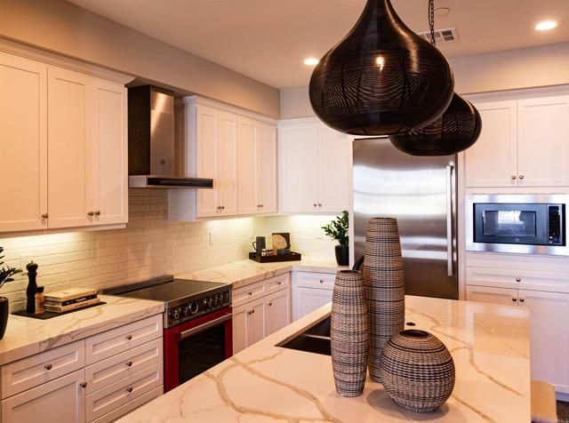 1109 Hibiscus Way, Oceanside, CA 92054