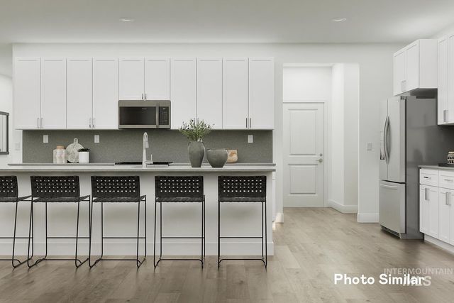 4500 Portofino Way, Caldwell, ID 83607