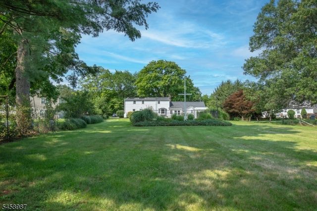 25 Fairview Dr E, Bernards Twp., NJ 07920