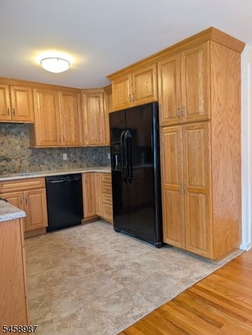 25 Fairview Dr E, Bernards Twp., NJ 07920