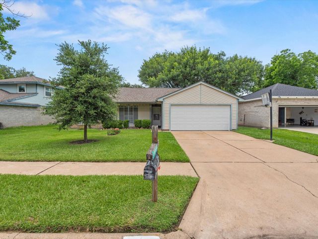 18066 Forest Cedars Drive, Houston, TX 77084