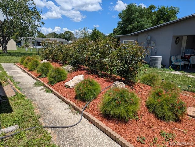 31 Regina Boulevard, Beverly Hills, FL 34465