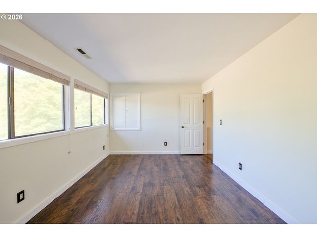 28615 Sw ASH MEADOWS Blvd 10, Wilsonville, OR 97070