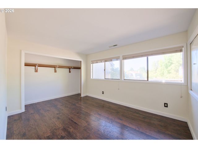28615 Sw ASH MEADOWS Blvd 10, Wilsonville, OR 97070