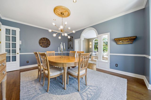 4876 Paddington Way, Powell, OH 43065