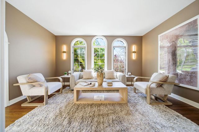 4876 Paddington Way, Powell, OH 43065