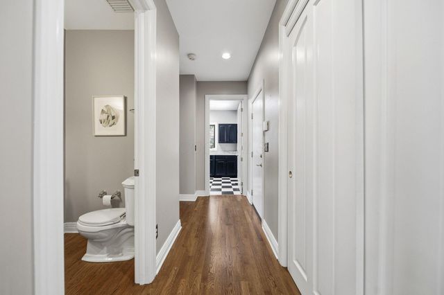 4876 Paddington Way, Powell, OH 43065