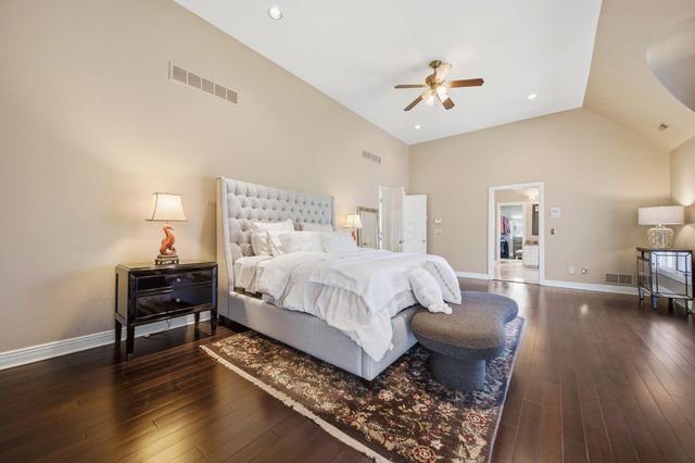 4876 Paddington Way, Powell, OH 43065