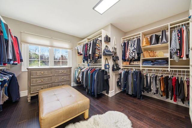 4876 Paddington Way, Powell, OH 43065