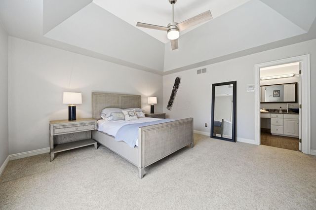 4876 Paddington Way, Powell, OH 43065