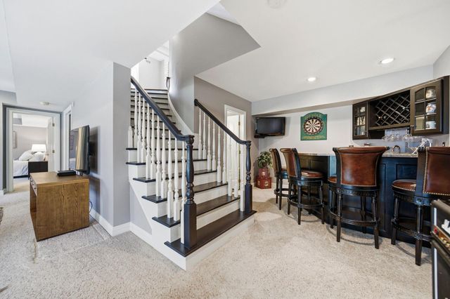 4876 Paddington Way, Powell, OH 43065