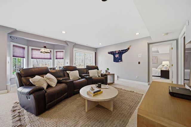 4876 Paddington Way, Powell, OH 43065