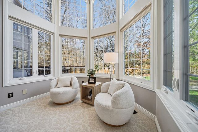 4876 Paddington Way, Powell, OH 43065