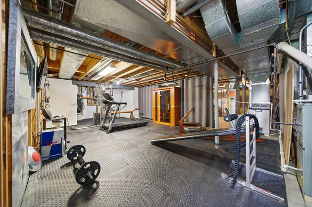 4876 Paddington Way, Powell, OH 43065