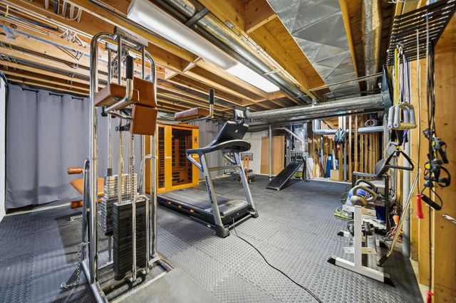 4876 Paddington Way, Powell, OH 43065