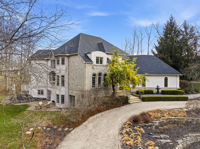 4876 Paddington Way, Powell, OH 43065