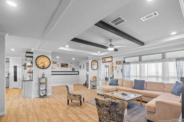 193 Shady Hollow Rd., Victoria, TX 77904