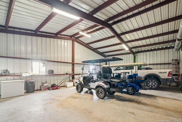 193 Shady Hollow Rd., Victoria, TX 77904