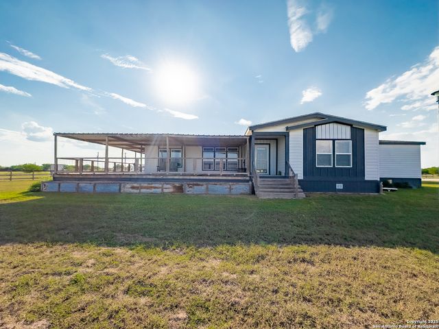 193 Shady Hollow Rd., Victoria, TX 77904