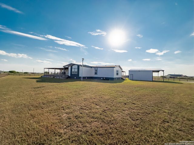 193 Shady Hollow Rd., Victoria, TX 77904