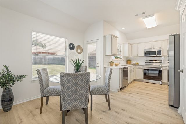 4033 Brazos Drive, Carrollton, TX 75007