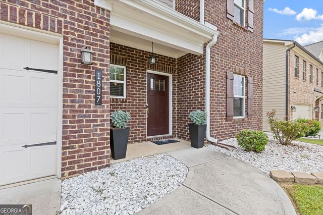 1807 weatherbrook Circle, Lawrenceville, GA 30043