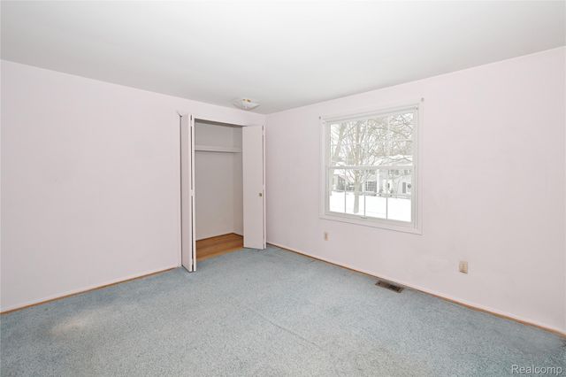 488 Bryn Mawr Street, Birmingham, MI 48009