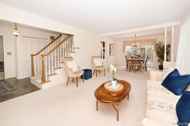 488 Bryn Mawr Street, Birmingham, MI 48009