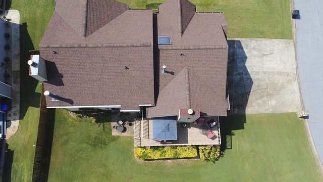 2067 York River Way, Suwanee, GA 30024