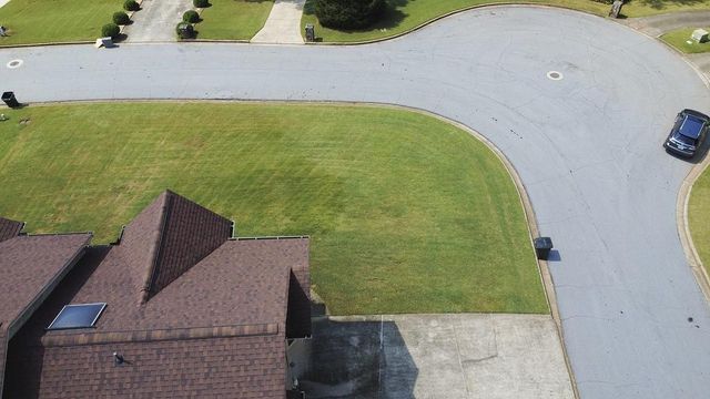 2067 York River Way, Suwanee, GA 30024