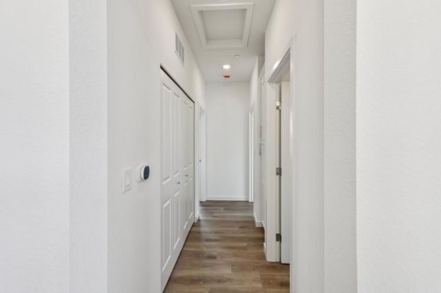 6441 Ventris Walk, Sacramento, CA 95823