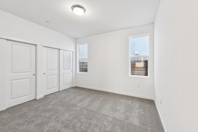 6441 Ventris Walk, Sacramento, CA 95823