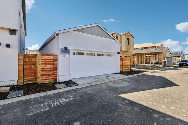 6441 Ventris Walk, Sacramento, CA 95823