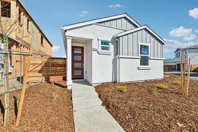6441 Ventris Walk, Sacramento, CA 95823