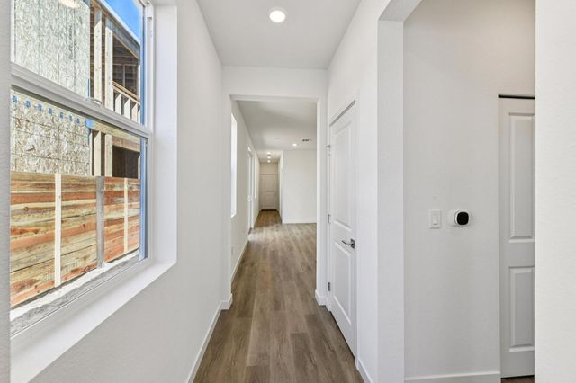 6441 Ventris Walk, Sacramento, CA 95823