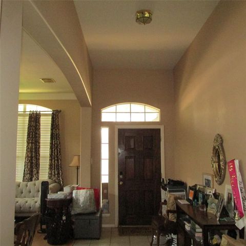 3255 Lakeway Lane, Pearland, TX 77584