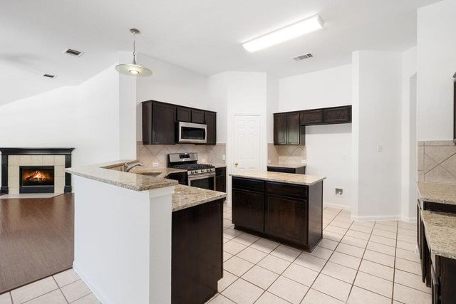 305 Plumbago DR, Pflugerville, TX 78660