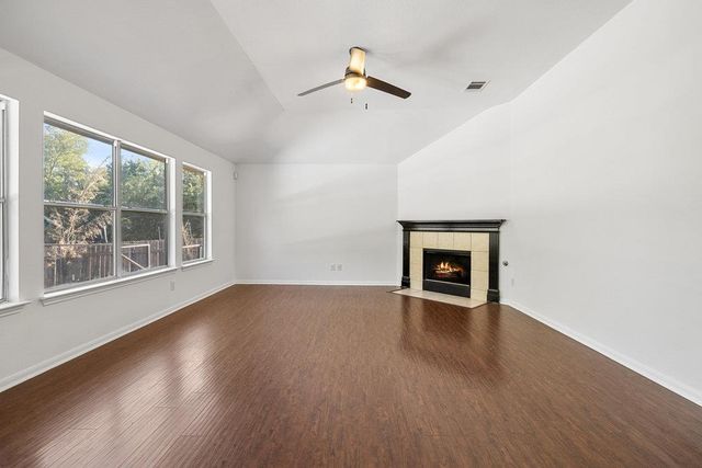 305 Plumbago DR, Pflugerville, TX 78660