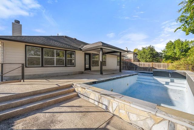 305 Plumbago DR, Pflugerville, TX 78660