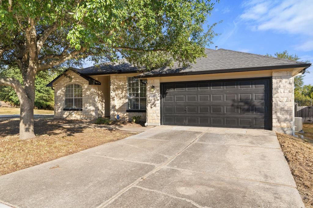 305 Plumbago DR, Pflugerville, TX 78660