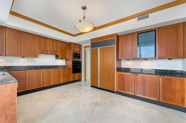 785 Crandon Blvd 1401, Key Biscayne, FL 33149
