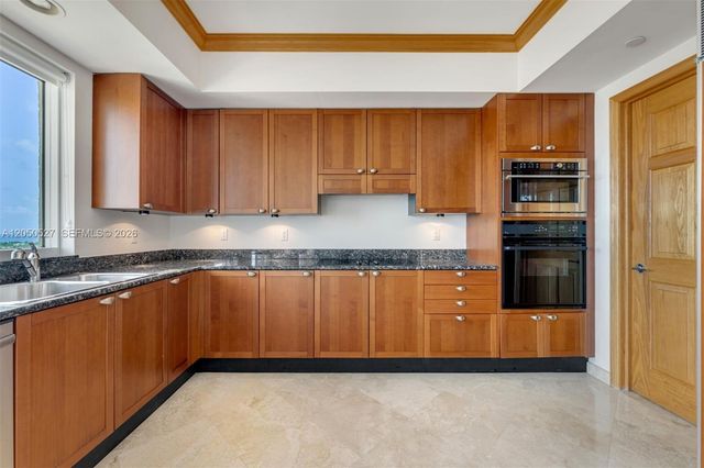 785 Crandon Blvd 1401, Key Biscayne, FL 33149