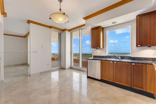 785 Crandon Blvd 1401, Key Biscayne, FL 33149