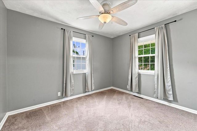 1119 AVENUE O, Carter Lake, IA 51510