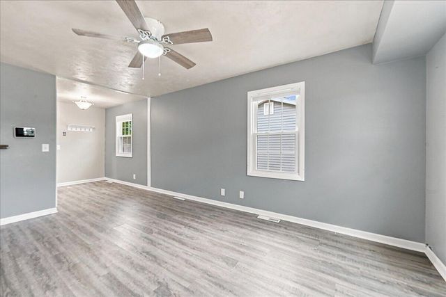 1119 AVENUE O, Carter Lake, IA 51510