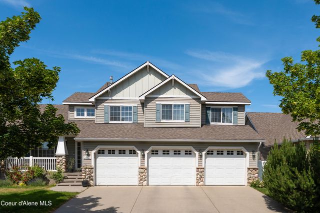 2867 W Tours Dr, Coeur D'alene, ID 83815